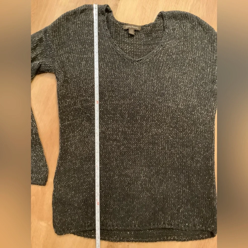 Tommy Bahama v-neck pullover sweater gray gold metallic large